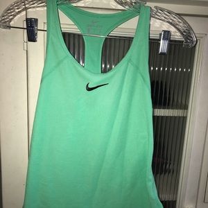 Nike tank